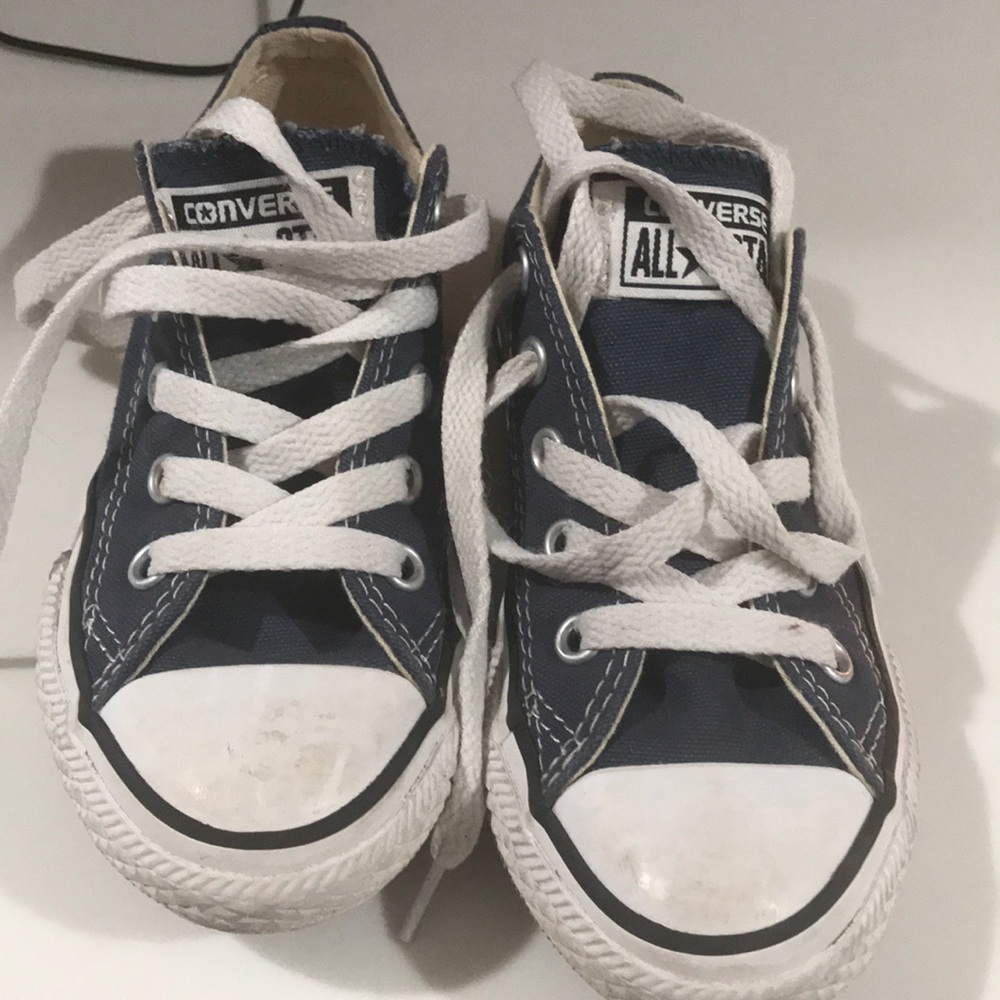 Navy Converse youth